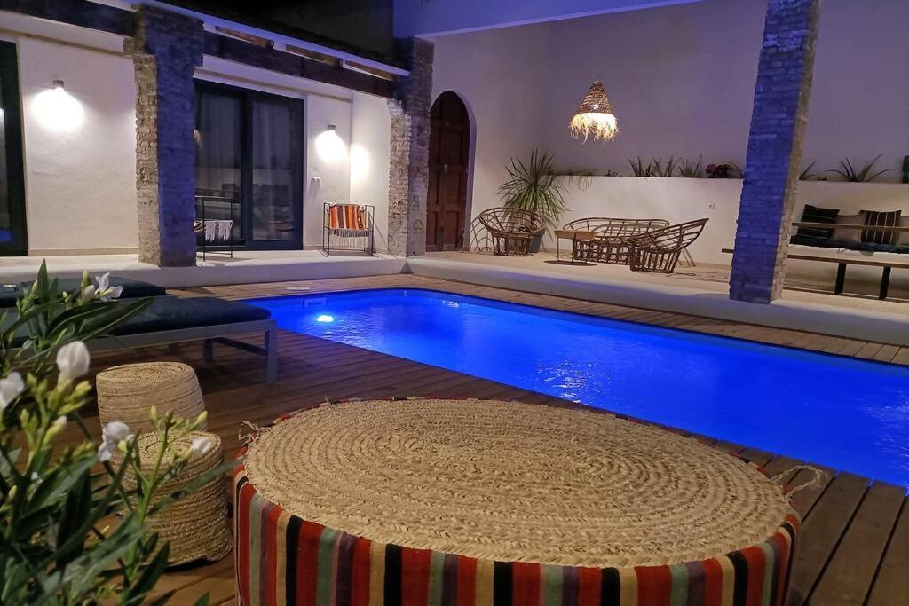 Maison Avec Piscine A バレンシア エクステリア 写真